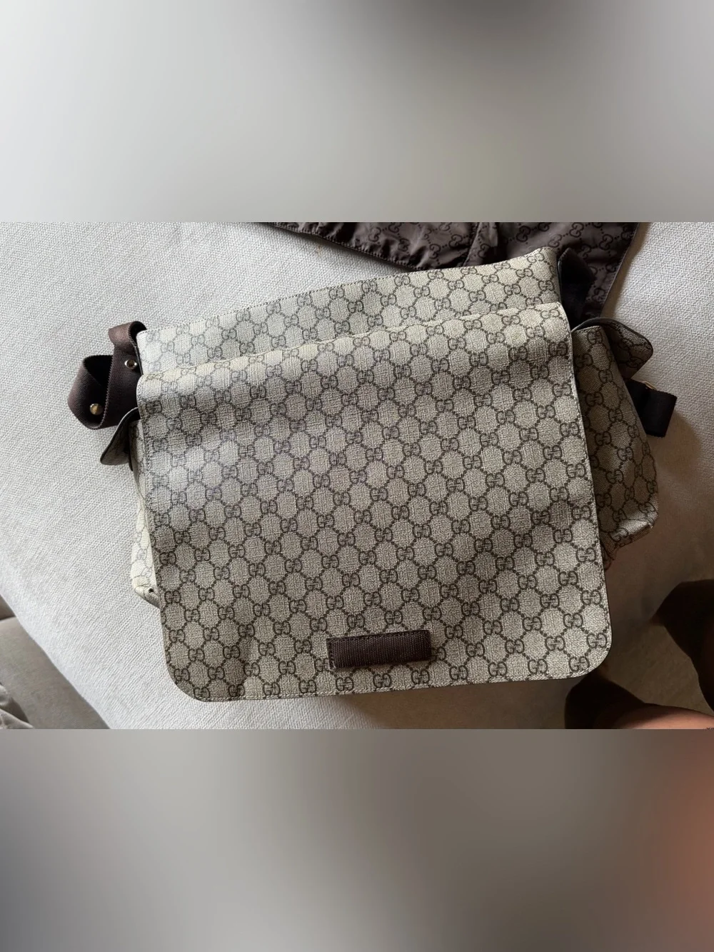 Gucci monogram gg